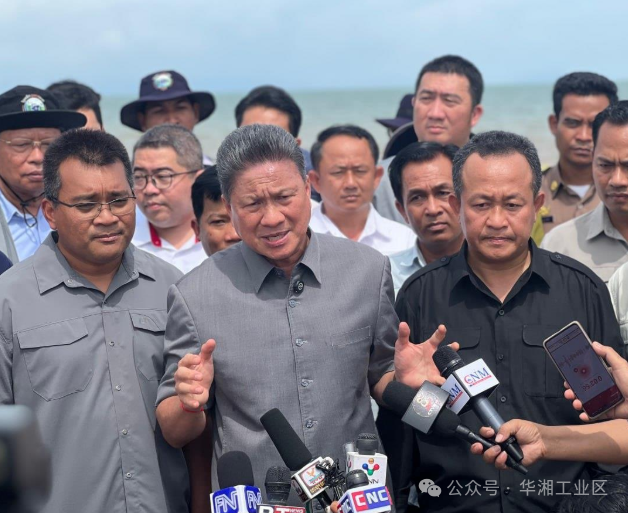 Large machinery entering! Will the construction of the Dechong Funan Canal accelerate?